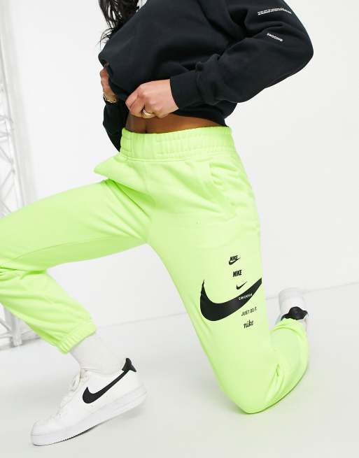 Nike – Zielone joggersy z logo Swoosh