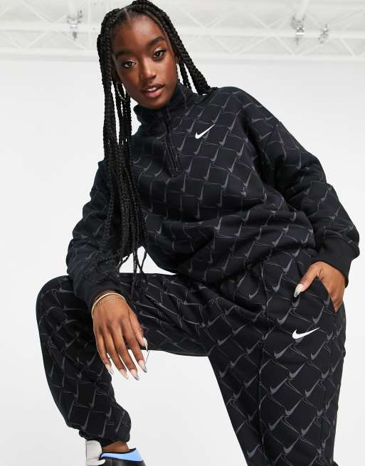 Nike all over print outlet swoosh crew sweatshirt femme