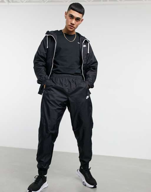 Nike woven outlet tracksuit black