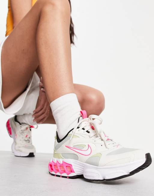 Nike Zoom Air Fire trainers in silver and hyper pink ASOS