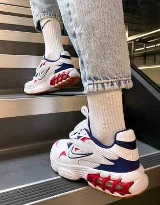 Supreme zoom hotsell streak on feet