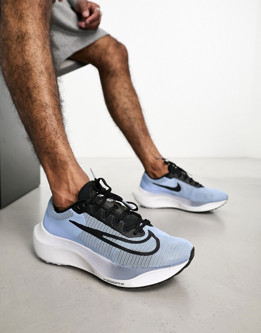 Nike Zoom Fly 5 sneakers in blue-Black