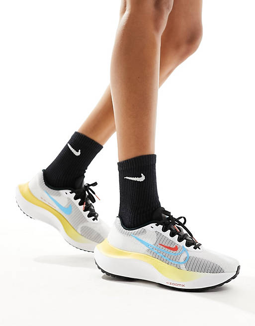 Nike Zoom Fly 5 sneakers in white and blue | ASOS