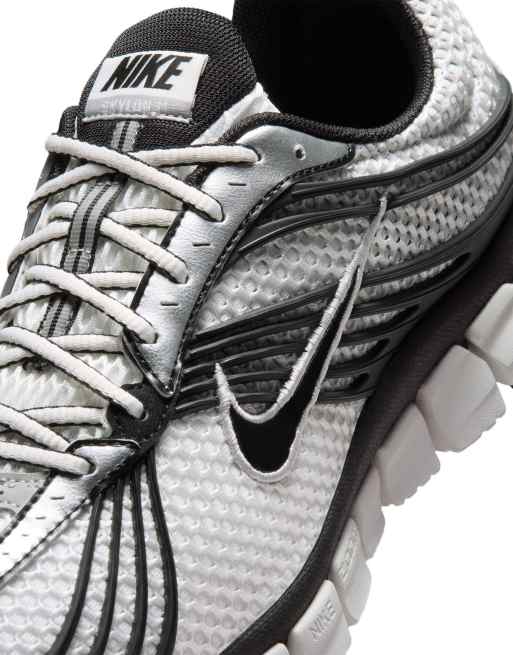 Nike Zoom Skylon 11 baskets blanches, argentées et noires, 4 de 4