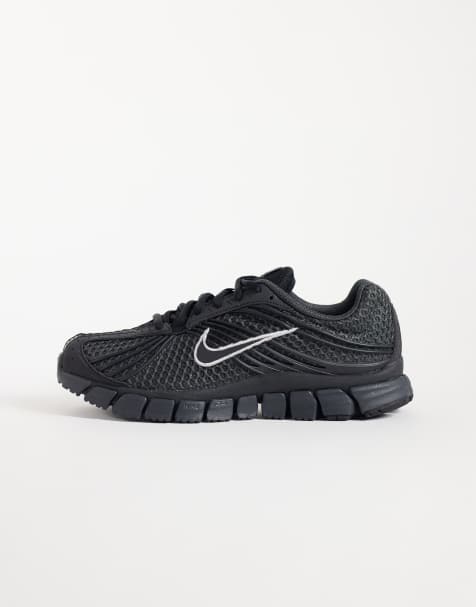 Nike Zoom Skylon 11 sneakers in black with gray details - view 1