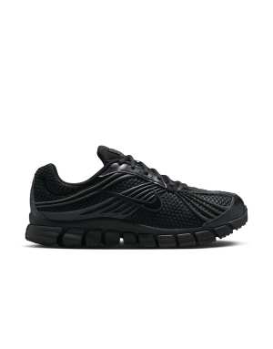 Nike Zoom Skylon 11 trainers in black