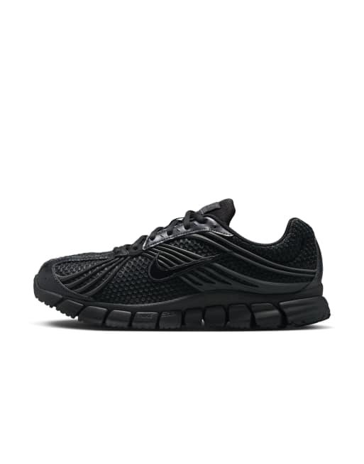 Nike Zoom Skylon 11 trainers in black, 3 of 4