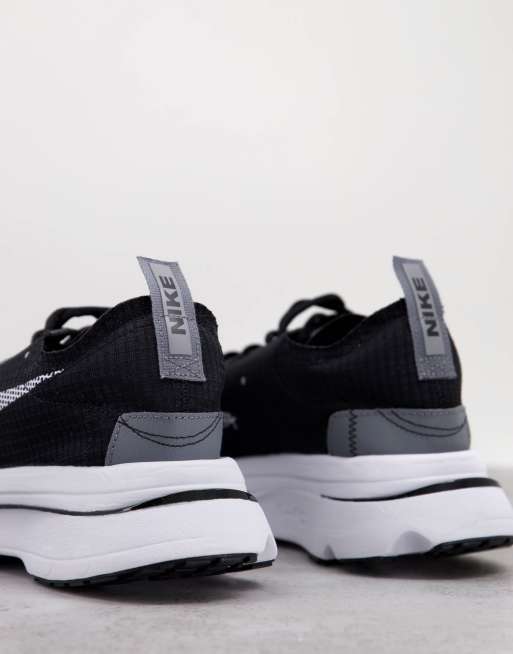 Nike Zoom-Type SE trainers in black/white | ASOS display picture 3