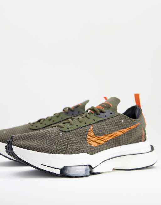 Nike Zoom Type SE trainers in cargo khaki total orange