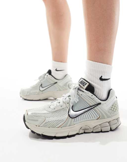 Nike Zoom Vomero 5 Baskets Bleu clair argente ASOS