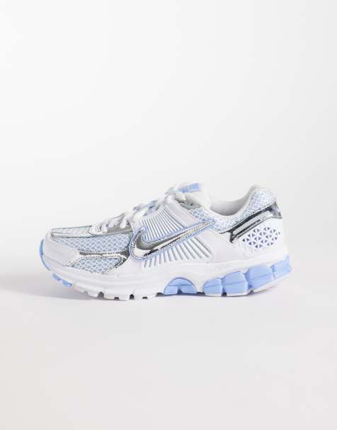 Nike Zoom Vomero 5 baskets en argent métallisé et bleu - view 1