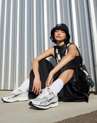 Nike Zoom Vomero 5 - Nike