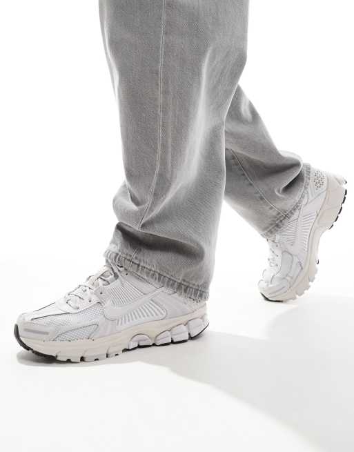 Nike - Zoom Vomero 5 - Grå og offwhite sneakers   