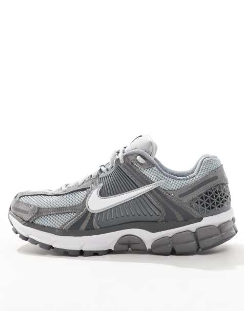 Nike – Zoom Vomero 5 – Mörkgrå sneakers - view 1