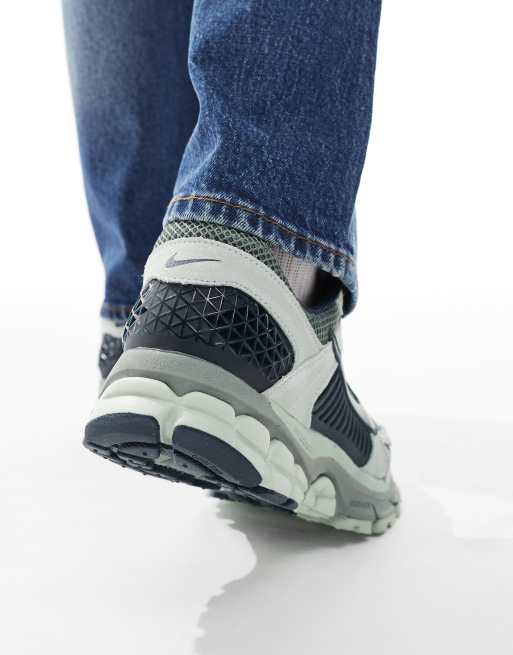 Nike Zoom Vomero 5 Premium sneakers in green | ASOS