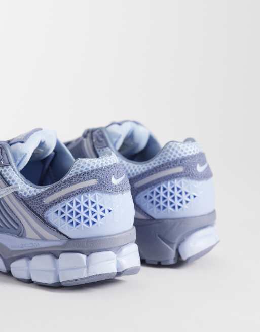 Nike Zoom Vomero 5 SE sneakers in light blue , 2 of 5