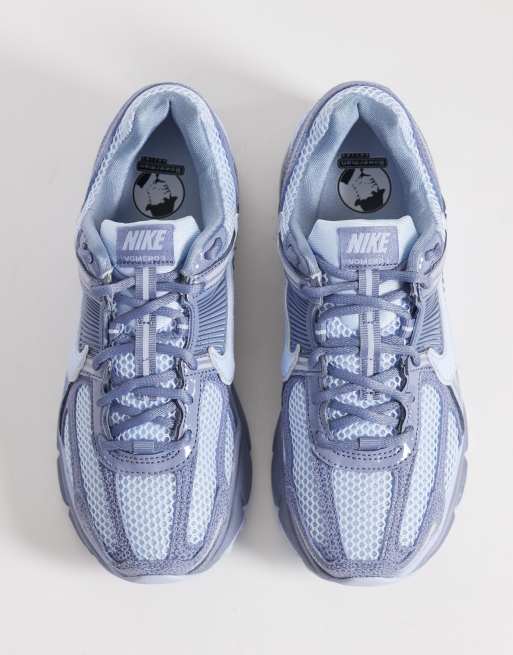 Nike Zoom Vomero 5 SE sneakers in light blue , 3 of 5