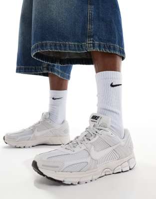 Nike Zoom Vomero 5 Uomo - Scarpe Running Grigio Freddo/Bianco - Ammortizzate E Traspiranti
