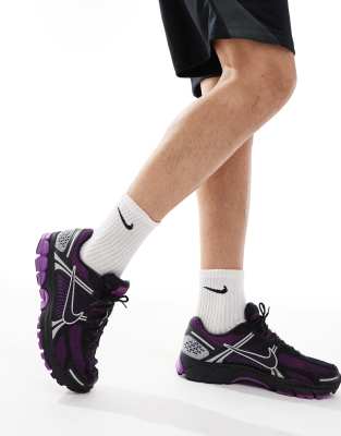 Nike Zoom Vomero 5 Sneakers In Purple