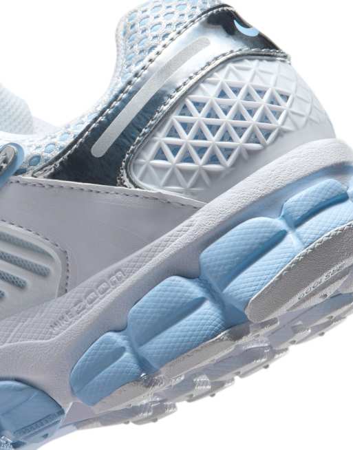 Nike Zoom Vomero 5 sneakers in blue and metallic silver , 2 of 4