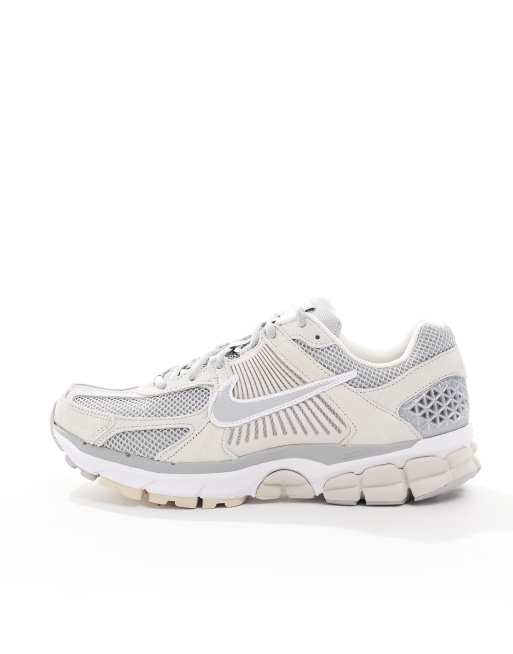 Nike Zoom Vomero 5 sneakers in brown & gray