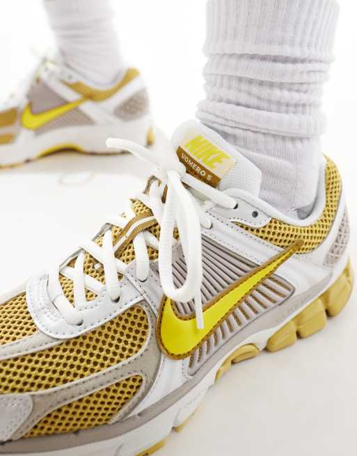 Nike Zoom Vomero 5 Sneakers in geel ASOS