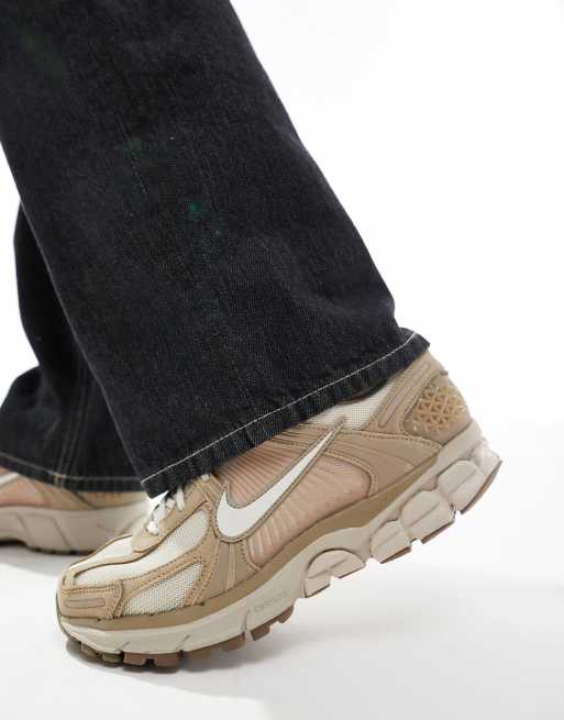 Nike Zoom Vomero 5 sneakers in khaki and beige