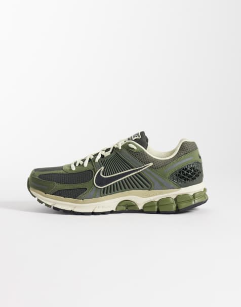 Nike Zoom Vomero 5 sneakers in khaki - view 1