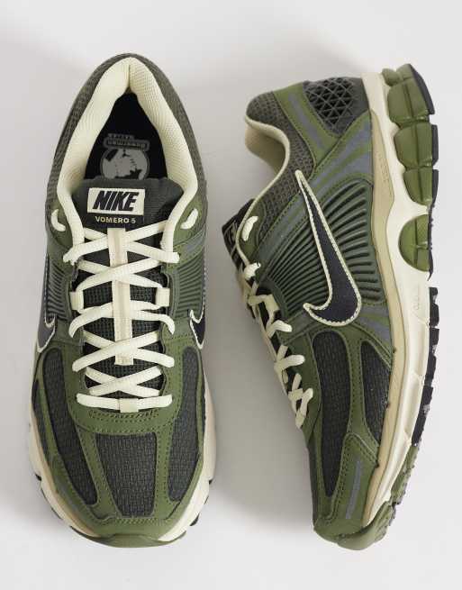 Nike Zoom Vomero 5 sneakers in khaki, 3 of 5