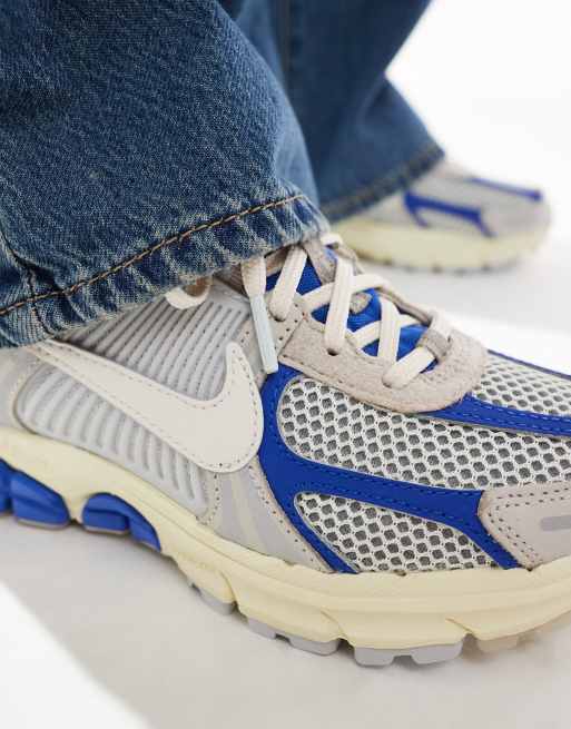 Nike Zoom Vomero 5 sneakers in off white and blue