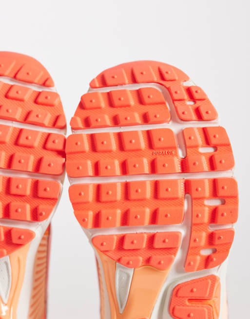 Nike Zoom Vomero 5 sneakers in orange and pink, 5 of 5