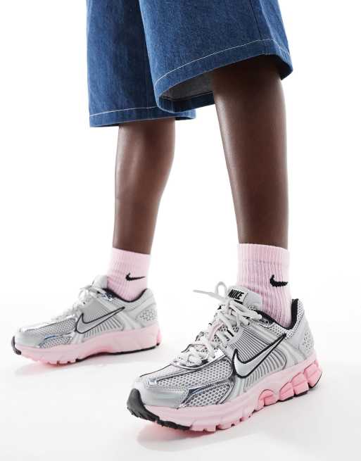 Nike Zoom Vomero 5 sneakers in silver and pink