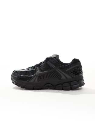 Nike Zoom Vomero 5 Sneakers In Black