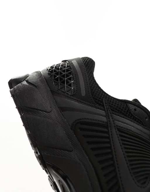 Nike Zoom Vomero 5 sneakers in triple black