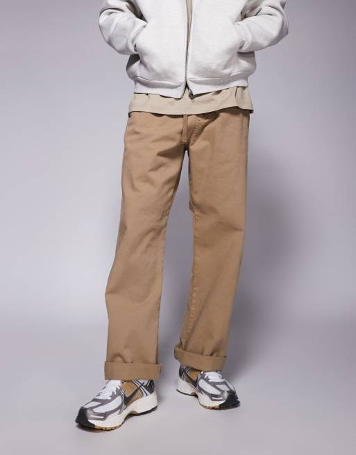 Nike Zoom Vomero 5 sneakers in white and beige