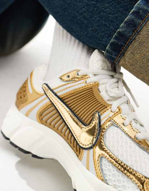 Nike Zoom Vomero 5 sneakers in white and gold