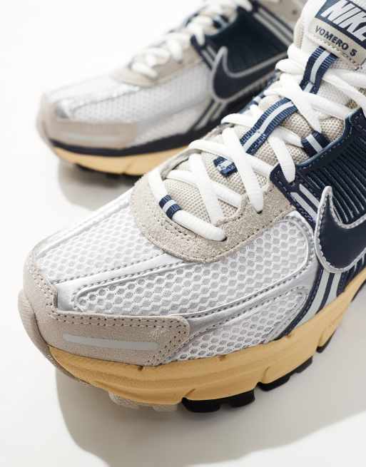 Nike Zoom Vomero 5 sneakers in white and navy, 5 of 5