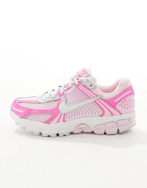 Nike Zoom Vomero 5 sneakers in white & pink
