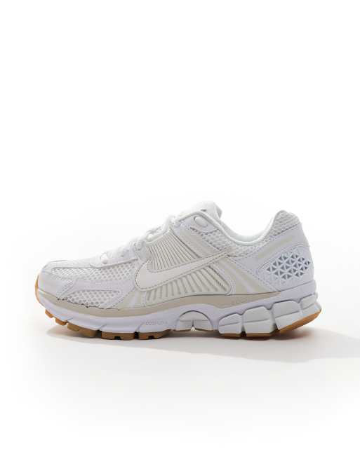Nike Zoom Vomero 5 sneakers in white