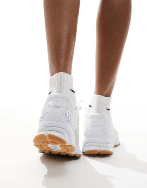 Nike Zoom Vomero 5 sneakers in white