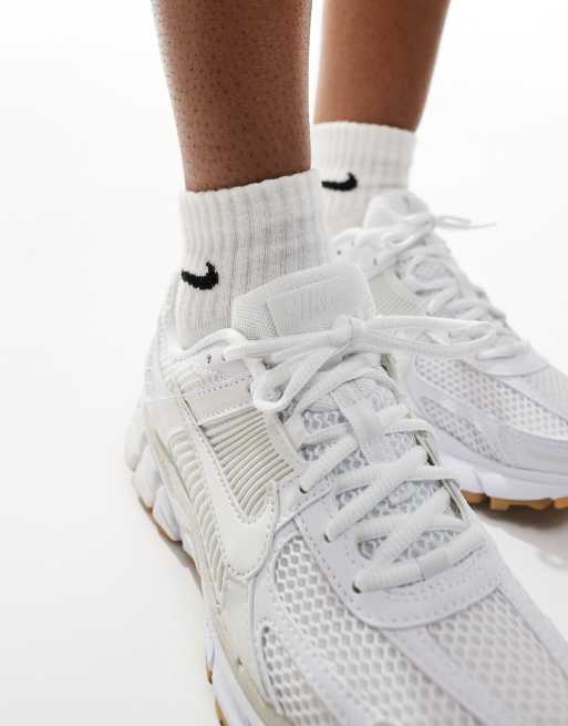 Nike Zoom Vomero 5 sneakers in white
