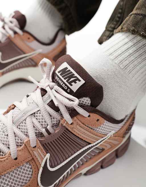 Nike Zoom - Vomero 5 - Sneakers marroni e malva, 4 di 5