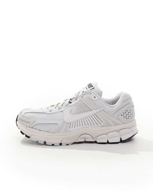 Nike Zoom Vomero 5 SP sneakers in white ASOS