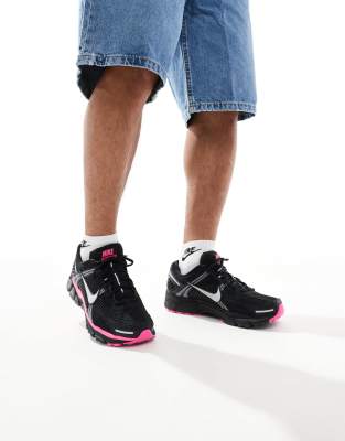  Zoom Vomero 5 trainers  and pink