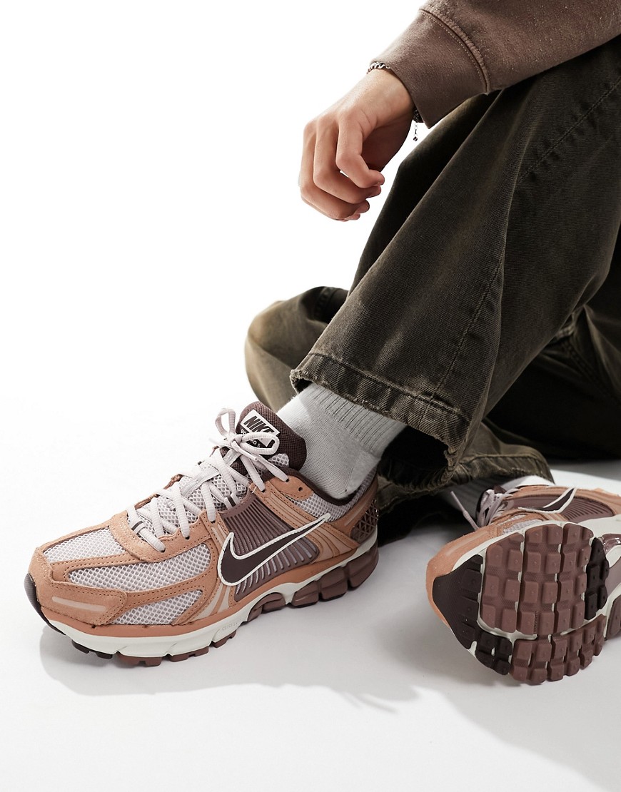 Nike Zoom Vomero 5 trainers in brown and mauve