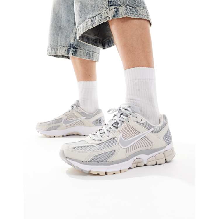 Nike Zoom Vomero trainers in grey and beige ASOS