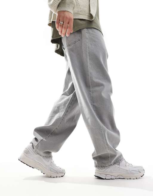 Nike Zoom Vomero 5 trainers in grey and off white   , 5 of 5