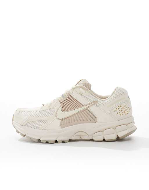 Nike Zoom Vomero 5 trainers in off white