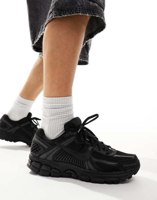 Nike Zoom Vomero 5 trainers in triple black ASOS