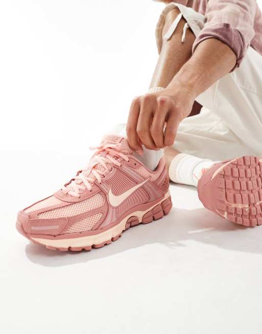 Nike Zoom Vomero 5 unisex trainers in pink